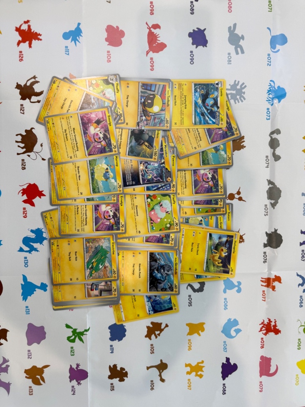 🔥 436 Authentic Pokémon Cards! Bulk Lot | 150 Trainers + Water, Fire & More - Picture 9 of 14